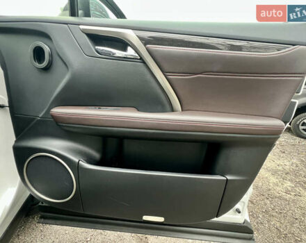 Білий Лексус РХ, об'ємом двигуна 3.46 л та пробігом 61 тис. км за 52000 $, фото 35 на Automoto.ua