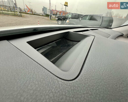 Белый Лексус РХ, объемом двигателя 3.46 л и пробегом 61 тыс. км за 55500 $, фото 54 на Automoto.ua