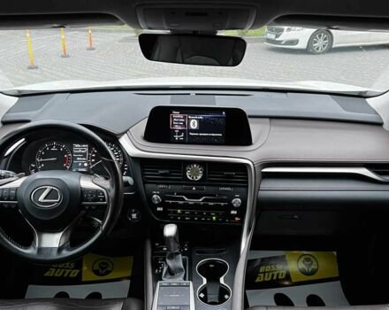 Белый Лексус РХ, объемом двигателя 2 л и пробегом 72 тыс. км за 46900 $, фото 12 на Automoto.ua