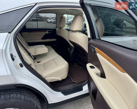 Белый Лексус РХ, объемом двигателя 3.5 л и пробегом 89 тыс. км за 39500 $, фото 11 на Automoto.ua