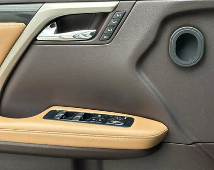 Белый Лексус РХ, объемом двигателя 2 л и пробегом 68 тыс. км за 39500 $, фото 4 на Automoto.ua