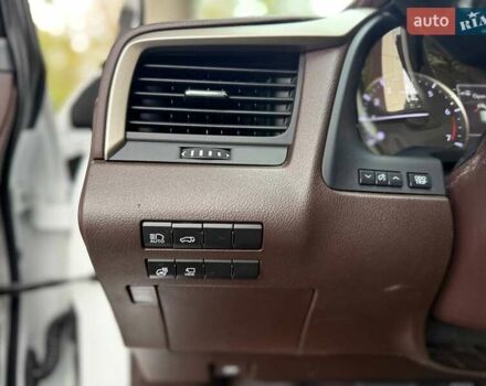 Білий Лексус РХ, об'ємом двигуна 3.46 л та пробігом 87 тис. км за 37000 $, фото 27 на Automoto.ua