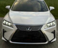Белый Лексус РХ, объемом двигателя 2 л и пробегом 68 тыс. км за 41000 $, фото 2 на Automoto.ua
