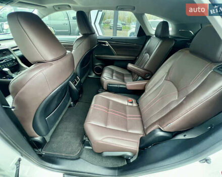 Білий Лексус РХ, об'ємом двигуна 3.46 л та пробігом 61 тис. км за 52000 $, фото 48 на Automoto.ua