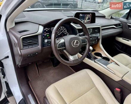 Белый Лексус РХ, объемом двигателя 3.5 л и пробегом 89 тыс. км за 39500 $, фото 37 на Automoto.ua