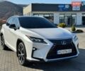 Белый Лексус РХ, объемом двигателя 2 л и пробегом 48 тыс. км за 43000 $, фото 1 на Automoto.ua