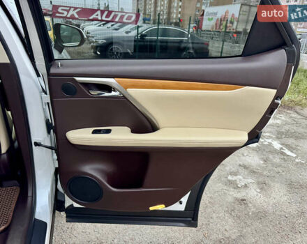 Белый Лексус РХ, объемом двигателя 3.5 л и пробегом 89 тыс. км за 39500 $, фото 48 на Automoto.ua