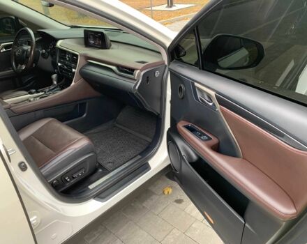 Лексус РХ 2019 у Дніпро (Дніпропетровську) на Automoto.ua Білий Лексус РХ, об'ємом двигуна 3.5 л та пробігом 122 тис. км за 38999 $, фото 8 на Automoto.ua