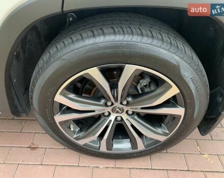 Лексус РХ 2019 у Дніпро (Дніпропетровську) на Automoto.ua Білий Лексус РХ, об'ємом двигуна 3.46 л та пробігом 122 тис. км за 38999 $, фото 19 на Automoto.ua