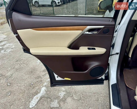 Белый Лексус РХ, объемом двигателя 3.5 л и пробегом 89 тыс. км за 39500 $, фото 43 на Automoto.ua