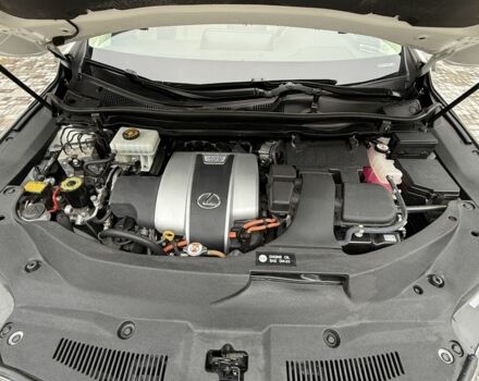 Лексус РХ 2019 у Софіївська Борщагівка на Automoto.ua Білий Лексус РХ, об'ємом двигуна 3.5 л та пробігом 77 тис. км за 44500 $, фото 8 на Automoto.ua