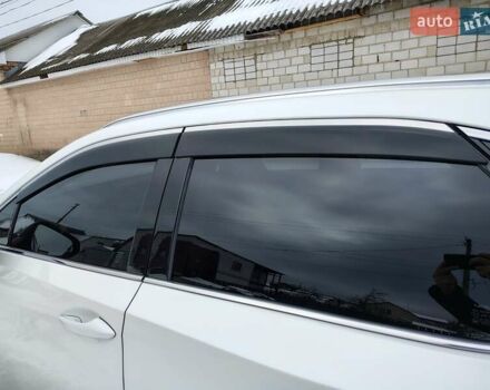 Белый Лексус РХ, объемом двигателя 2 л и пробегом 85 тыс. км за 43200 $, фото 9 на Automoto.ua