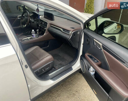 Белый Лексус РХ, объемом двигателя 3.46 л и пробегом 71 тыс. км за 53000 $, фото 22 на Automoto.ua