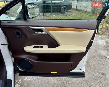 Белый Лексус РХ, объемом двигателя 3.5 л и пробегом 89 тыс. км за 39500 $, фото 52 на Automoto.ua