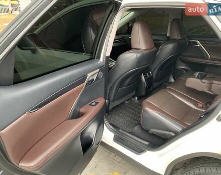 Лексус РХ 2019 у Дніпро (Дніпропетровську) на Automoto.ua Білий Лексус РХ, об'ємом двигуна 3.46 л та пробігом 122 тис. км за 38999 $, фото 38 на Automoto.ua