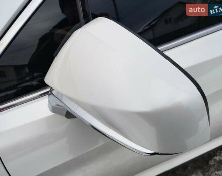 Белый Лексус РХ, объемом двигателя 2 л и пробегом 85 тыс. км за 43200 $, фото 10 на Automoto.ua