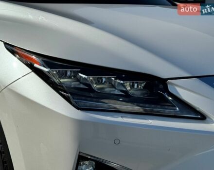 Белый Лексус РХ, объемом двигателя 2 л и пробегом 48 тыс. км за 43000 $, фото 10 на Automoto.ua
