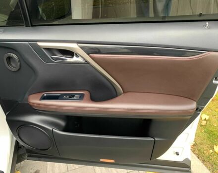 Лексус РХ 2019 у Дніпро (Дніпропетровську) на Automoto.ua Білий Лексус РХ, об'ємом двигуна 3.5 л та пробігом 122 тис. км за 38999 $, фото 11 на Automoto.ua
