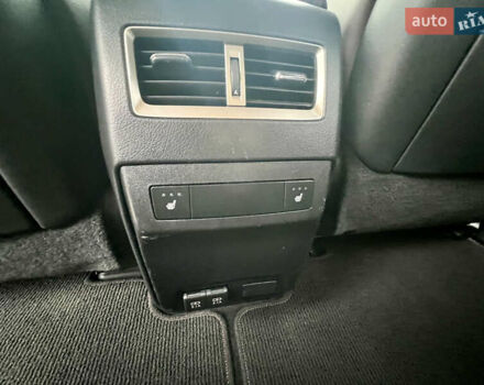 Белый Лексус РХ, объемом двигателя 3.46 л и пробегом 61 тыс. км за 55500 $, фото 49 на Automoto.ua