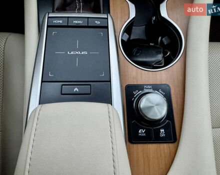 Белый Лексус РХ, объемом двигателя 3.5 л и пробегом 89 тыс. км за 39500 $, фото 28 на Automoto.ua