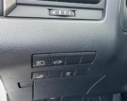 Білий Лексус РХ, об'ємом двигуна 2 л та пробігом 65 тис. км за 38500 $, фото 10 на Automoto.ua
