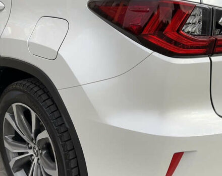 Белый Лексус РХ, объемом двигателя 2 л и пробегом 68 тыс. км за 41000 $, фото 16 на Automoto.ua