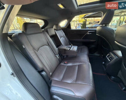 Білий Лексус РХ, об'ємом двигуна 2 л та пробігом 157 тис. км за 33000 $, фото 41 на Automoto.ua