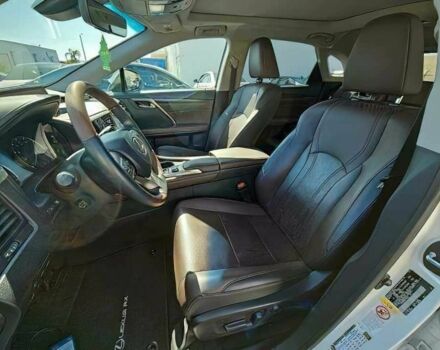 Белый Лексус РХ, объемом двигателя 3.5 л и пробегом 51 тыс. км за 22000 $, фото 6 на Automoto.ua
