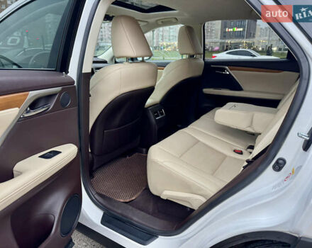 Белый Лексус РХ, объемом двигателя 3.5 л и пробегом 89 тыс. км за 39500 $, фото 10 на Automoto.ua