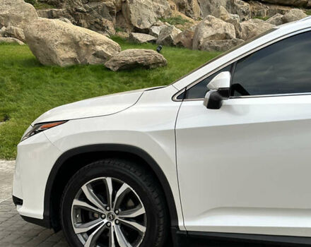 Белый Лексус РХ, объемом двигателя 2 л и пробегом 68 тыс. км за 39500 $, фото 11 на Automoto.ua