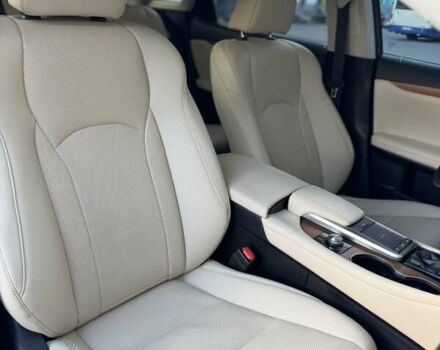 Белый Лексус РХ, объемом двигателя 3.5 л и пробегом 92 тыс. км за 37500 $, фото 74 на Automoto.ua