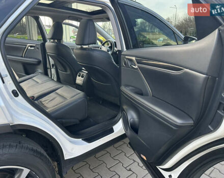 Білий Лексус РХ, об'ємом двигуна 3.46 л та пробігом 150 тис. км за 37500 $, фото 25 на Automoto.ua