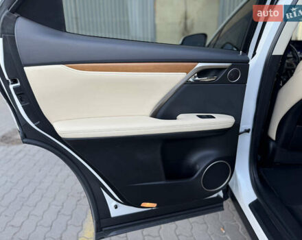 Белый Лексус РХ, объемом двигателя 3.5 л и пробегом 92 тыс. км за 37500 $, фото 58 на Automoto.ua