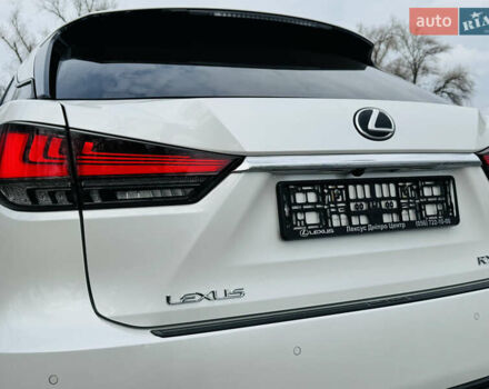 Белый Лексус РХ, объемом двигателя 3.46 л и пробегом 135 тыс. км за 44444 $, фото 122 на Automoto.ua