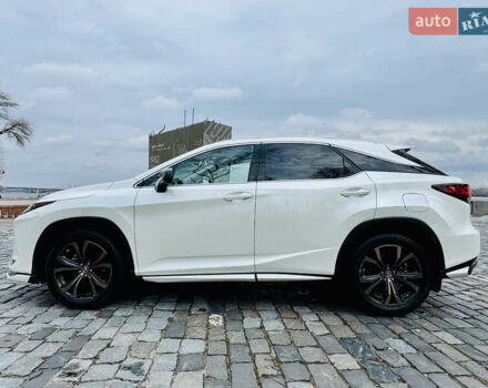 Белый Лексус РХ, объемом двигателя 3.46 л и пробегом 135 тыс. км за 44444 $, фото 132 на Automoto.ua