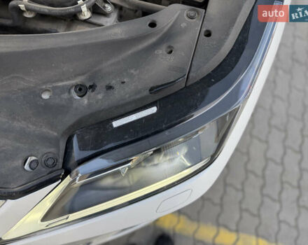 Белый Лексус РХ, объемом двигателя 3.5 л и пробегом 92 тыс. км за 37500 $, фото 81 на Automoto.ua