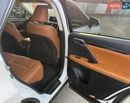 Белый Лексус РХ, объемом двигателя 2 л и пробегом 71 тыс. км за 40900 $, фото 21 на Automoto.ua