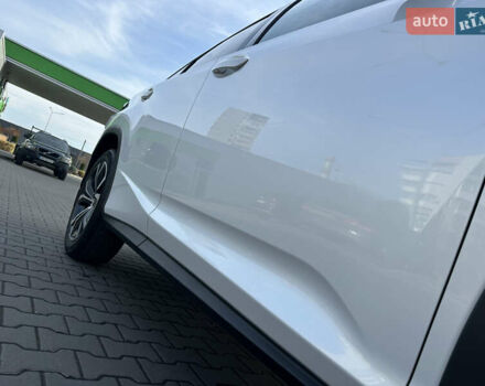 Білий Лексус РХ, об'ємом двигуна 3.46 л та пробігом 150 тис. км за 37500 $, фото 15 на Automoto.ua