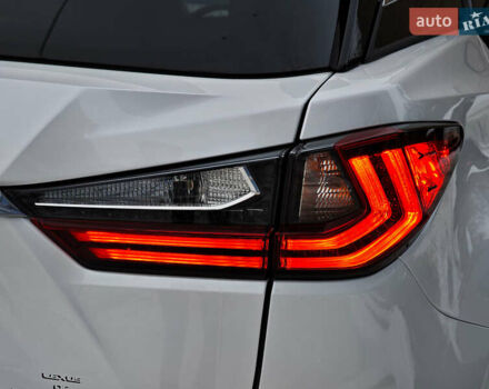 Белый Лексус РХ, объемом двигателя 3.5 л и пробегом 58 тыс. км за 49890 $, фото 7 на Automoto.ua