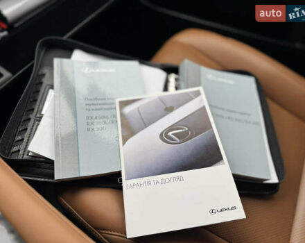 Белый Лексус РХ, объемом двигателя 2 л и пробегом 46 тыс. км за 46000 $, фото 38 на Automoto.ua