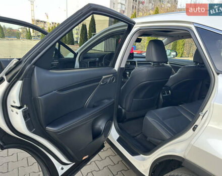 Білий Лексус РХ, об'ємом двигуна 3.46 л та пробігом 150 тис. км за 37500 $, фото 21 на Automoto.ua