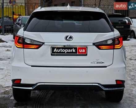 Белый Лексус РХ, объемом двигателя 3.5 л и пробегом 58 тыс. км за 49890 $, фото 1 на Automoto.ua