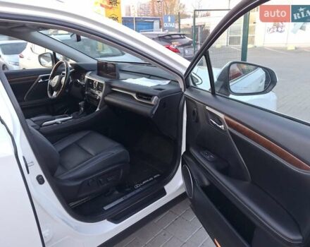 Лексус РХ 2020 в Хмельницком на Automoto.ua Белый Лексус РХ, объемом двигателя 3.5 л и пробегом 116 тыс. км за 41900 $, фото 17 на Automoto.ua