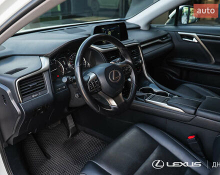 Лексус РХ 2020 в Днепре (Днепропетровске) на Automoto.ua Белый Лексус РХ, объемом двигателя 2 л и пробегом 72 тыс. км за 41500 $, фото 12 на Automoto.ua