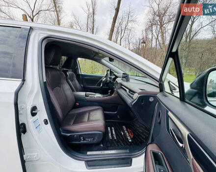 Белый Лексус РХ, объемом двигателя 3.46 л и пробегом 135 тыс. км за 44444 $, фото 67 на Automoto.ua