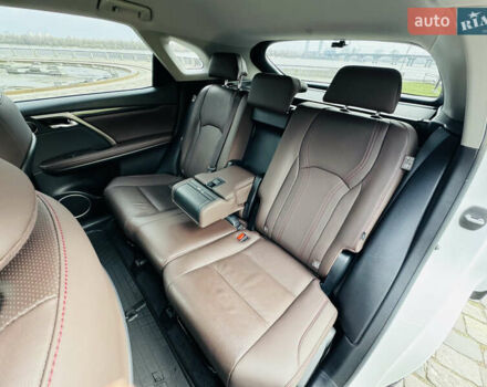 Белый Лексус РХ, объемом двигателя 3.46 л и пробегом 135 тыс. км за 44444 $, фото 93 на Automoto.ua