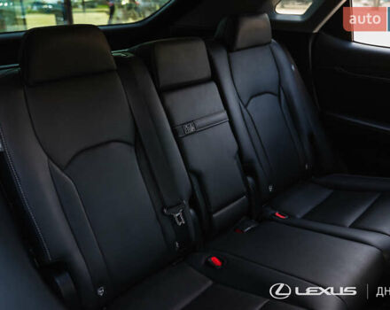 Лексус РХ 2020 в Днепре (Днепропетровске) на Automoto.ua Белый Лексус РХ, объемом двигателя 2 л и пробегом 72 тыс. км за 41500 $, фото 32 на Automoto.ua