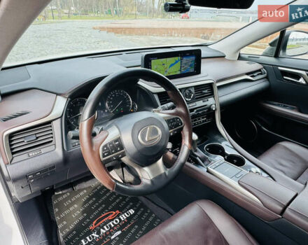 Белый Лексус РХ, объемом двигателя 3.46 л и пробегом 135 тыс. км за 44444 $, фото 60 на Automoto.ua