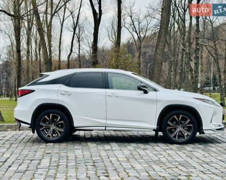 Белый Лексус РХ, объемом двигателя 3.46 л и пробегом 135 тыс. км за 44444 $, фото 135 на Automoto.ua