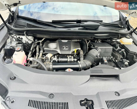 Белый Лексус РХ, объемом двигателя 2 л и пробегом 69 тыс. км за 46800 $, фото 21 на Automoto.ua